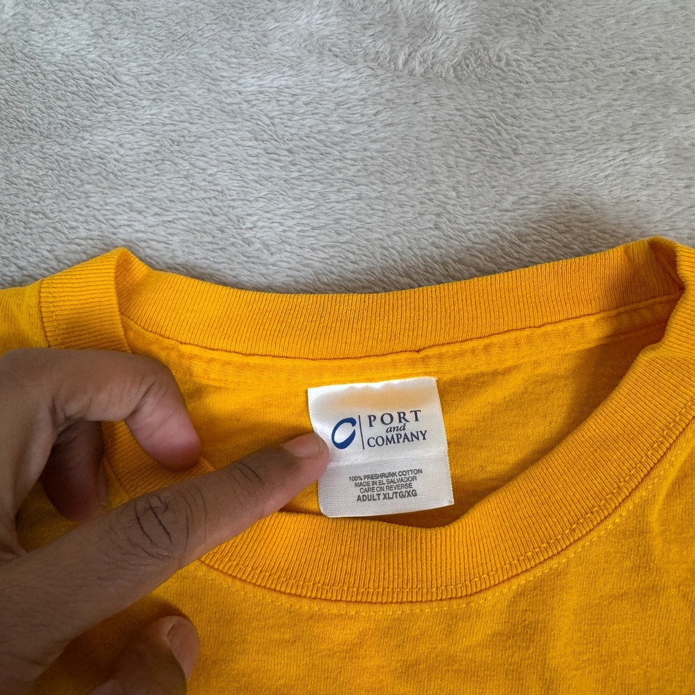 VTG Y2K NBA Finals Champions LA Lakers Ring It Up Newspaper Shirt Mens XL Yellow - Picture 3 of 6